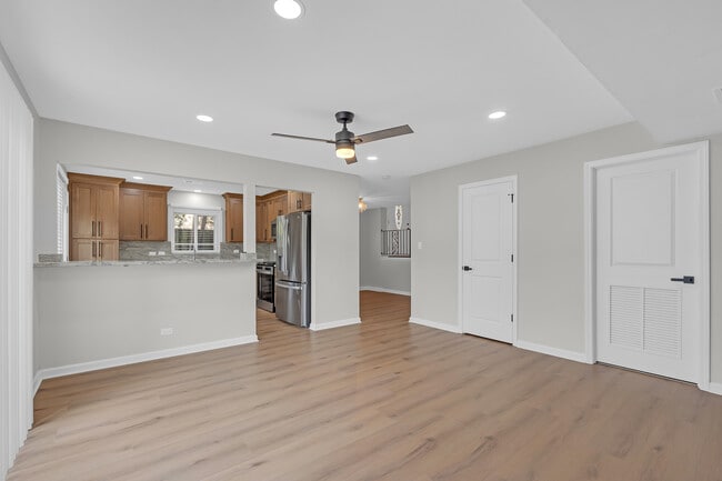 Building Photo - 1132 Brighton Pl
