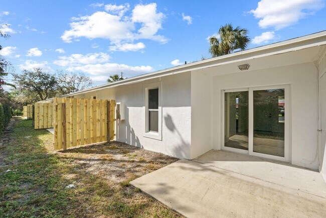 Building Photo - 12056 Ellison Wilson Rd