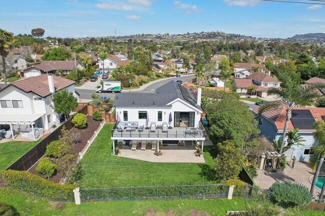 Building Photo - 7249 Mimosa Dr
