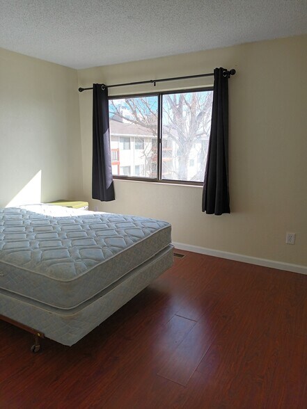 Building Photo - 2760 W 86th Ave