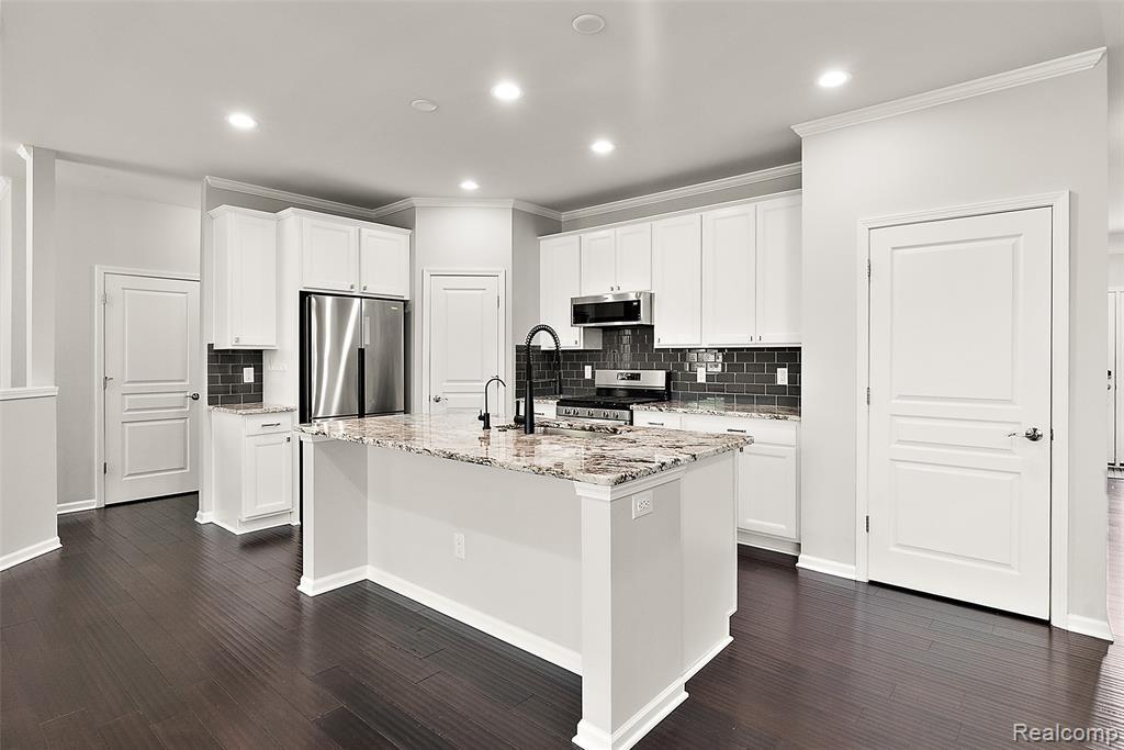 Building Photo - 31065 Tremont Ln