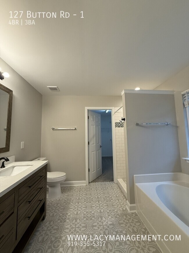 Building Photo - 127 Button Rd