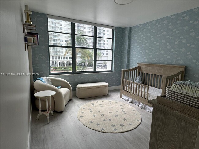 Building Photo - 5700 Collins Ave