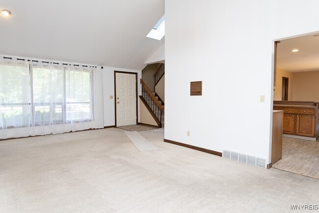 Building Photo - 265 Depew Ave