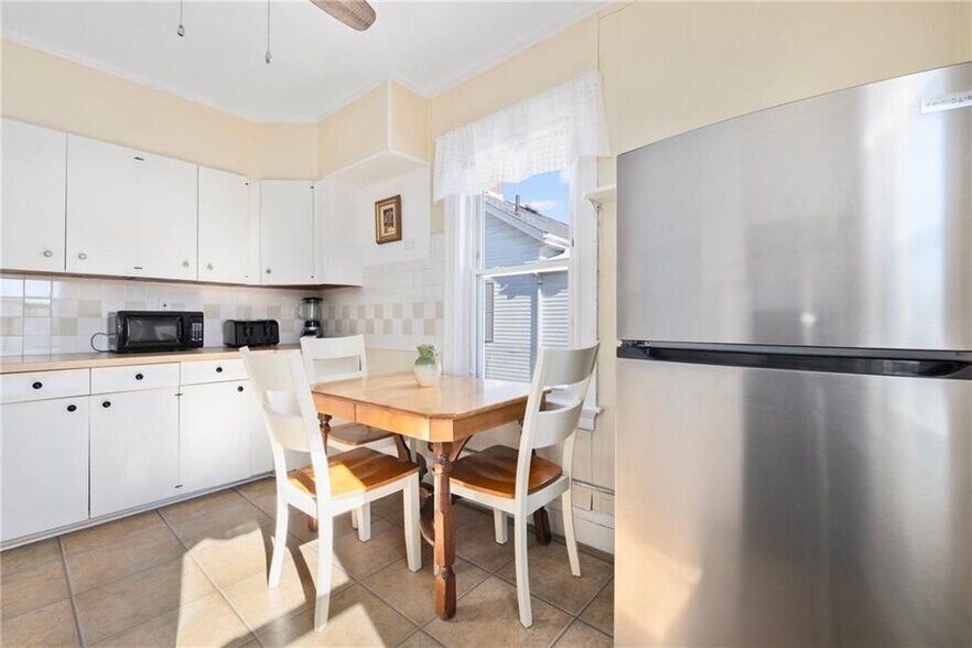 Building Photo - 10 Braman St