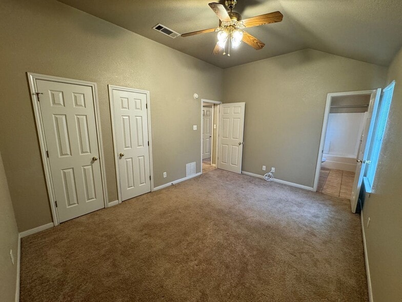 Building Photo - 4803 John David Dr