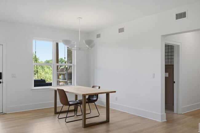 Building Photo - 7628 Delancey Dr