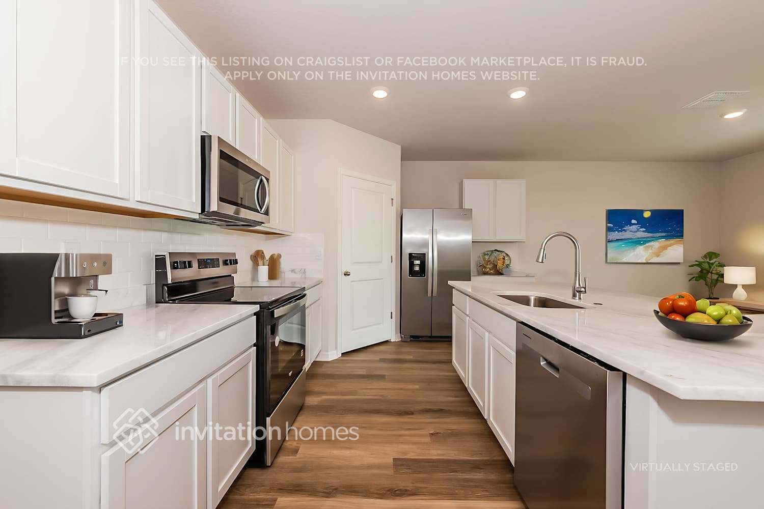 Building Photo - 8001 Majestic Palms Ct