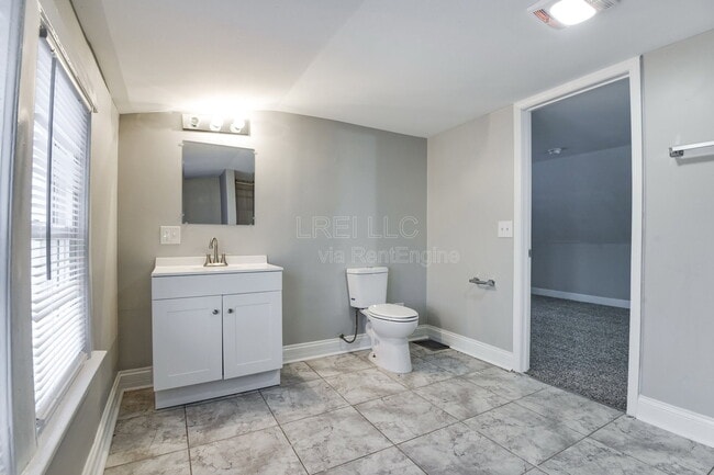 Building Photo - 1732 S 23rd St