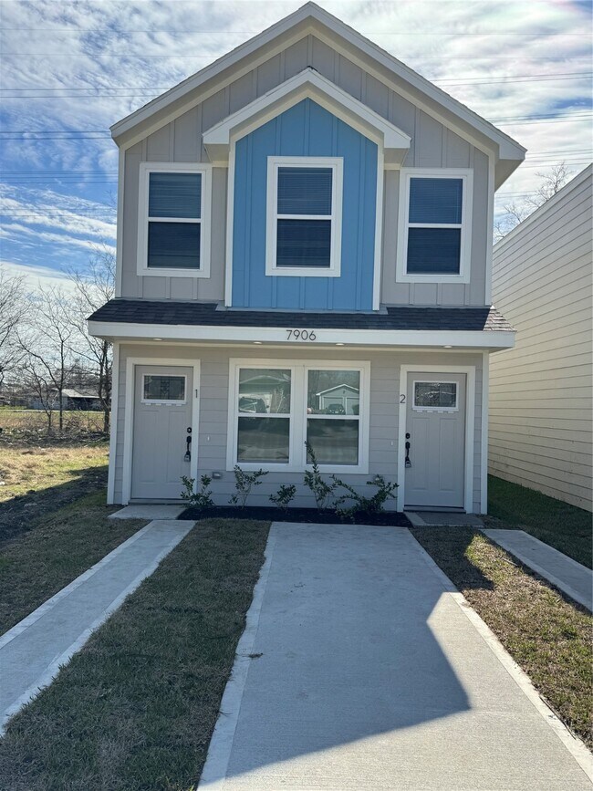 Primary Photo - 7906 Sexton St