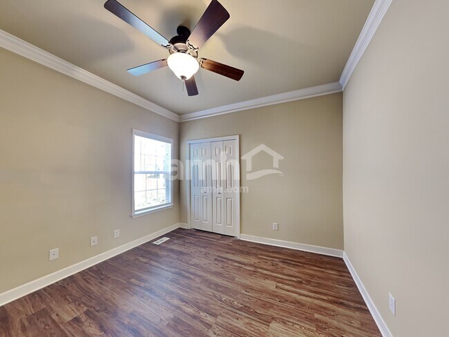 Building Photo - 2022 Keene Cir