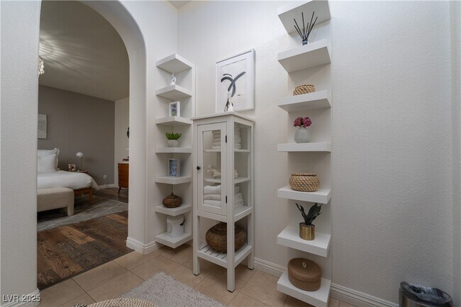 Building Photo - 11824 Kingsbarns Ct