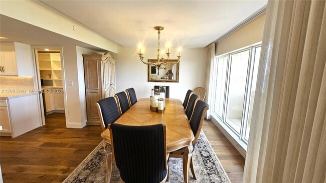 Building Photo - 4001 N Ocean Blvd