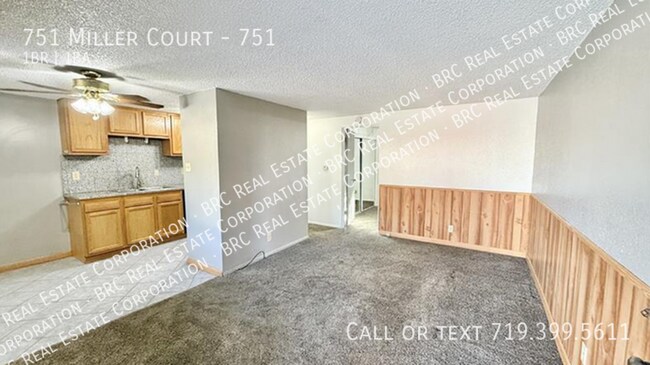 Building Photo - 751 Miller Ct