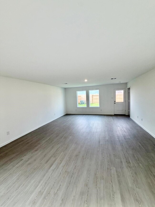 Building Photo - 28807 Golden Wheat Ct