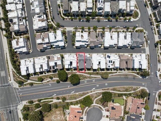 Building Photo - 136 Modjeska