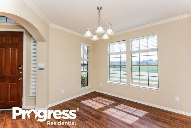 Building Photo - 12701 Campolina Way
