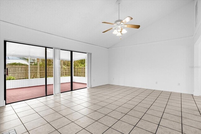 Building Photo - 601 Tomlinson Terrace