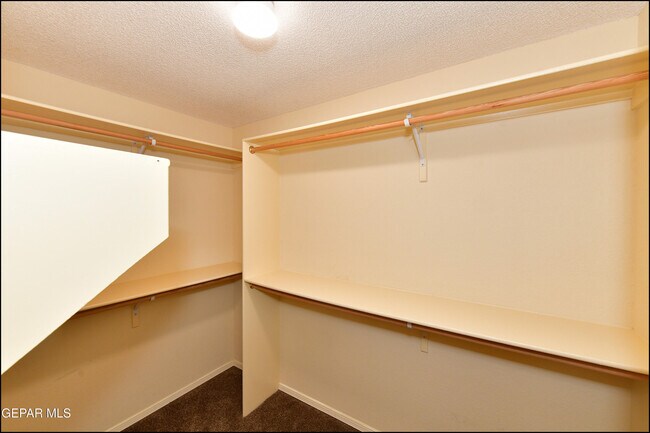 Building Photo - 14157 Robert Ituarte Dr