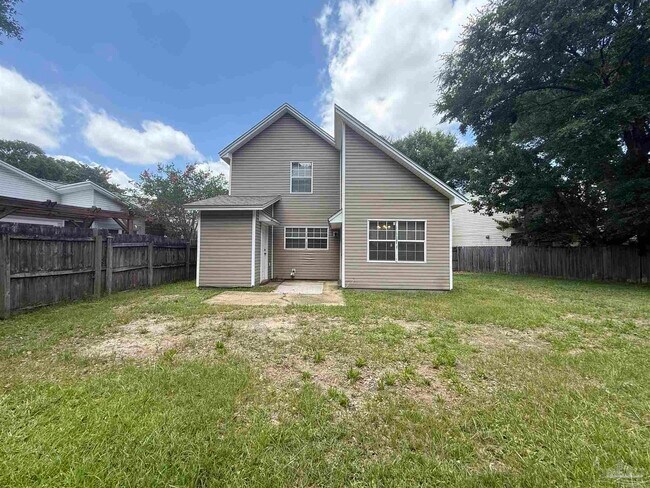Building Photo - 3004 Cedarwood Village Ln