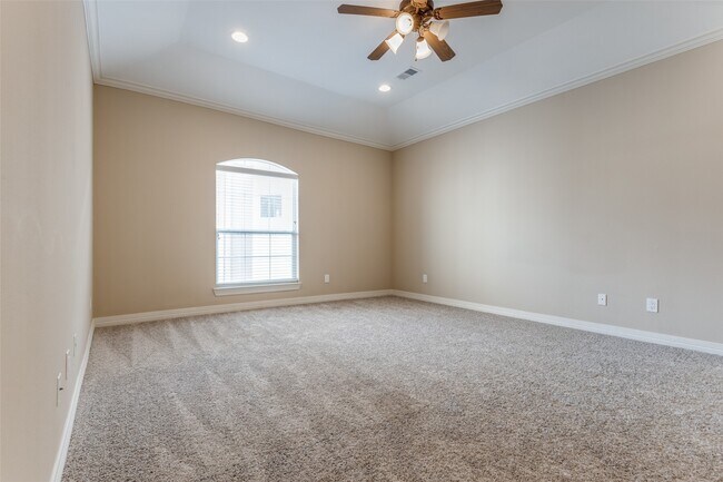 Building Photo - 5305 Egbert St