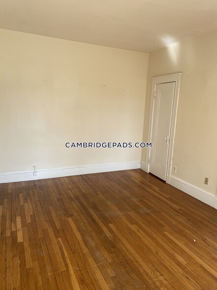 Building Photo - 1610 Massachusetts Ave