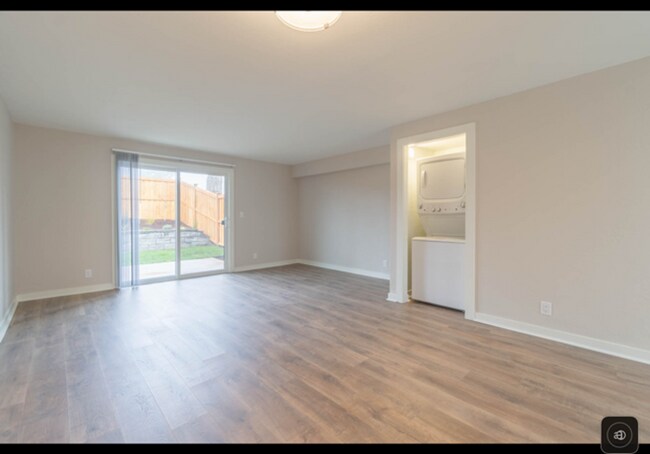 Building Photo - 118 S 53rd St