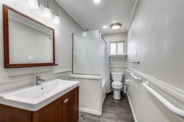 Building Photo - 2936 San Marcos Dr