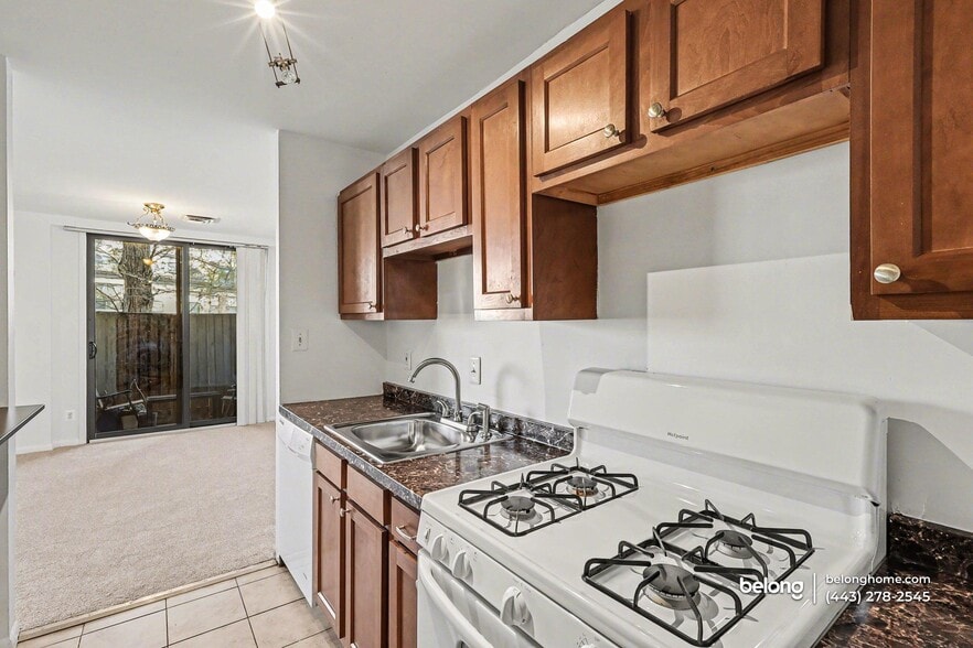 Building Photo - 3450 Toledo Ter