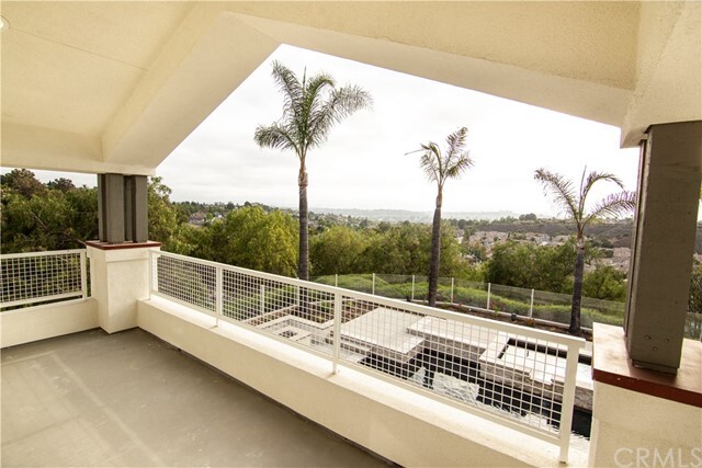 Building Photo - 30 Skycrest