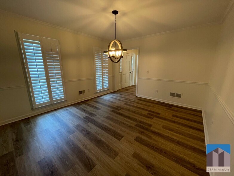 Building Photo - 1501 Eryn Cir