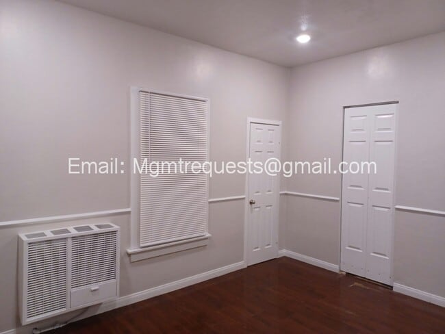 Primary Photo - 3343 Lime St