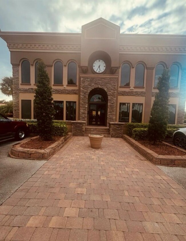 Building Photo - 12149 Quilting Ln