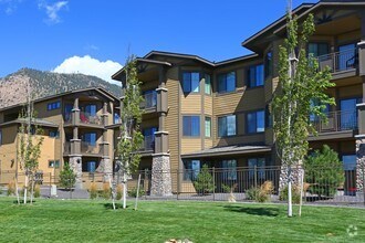 Elevation Luxury Apartment Homes Flagstaff Az Finder