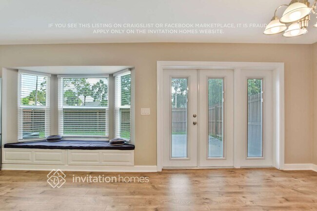 Building Photo - 1157 Chambord Ct