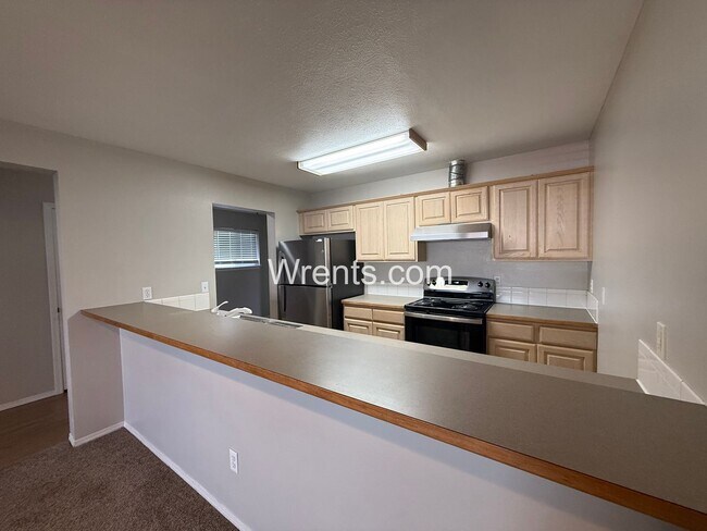 Building Photo - 1008-1010 E. Ermina