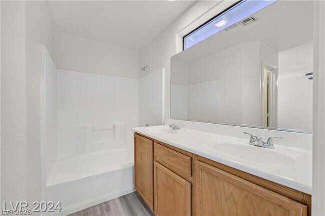 Building Photo - 10239 Keystone Pastures St