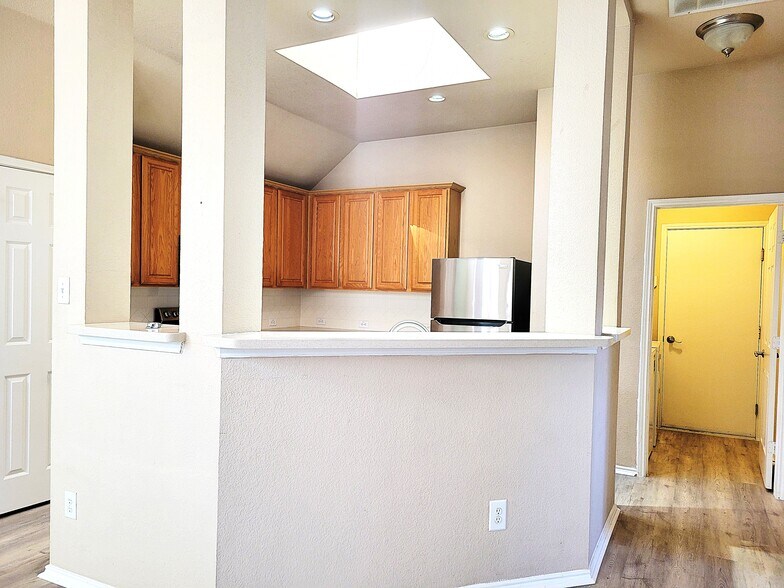 Building Photo - 4501 Aspen Glen Rd