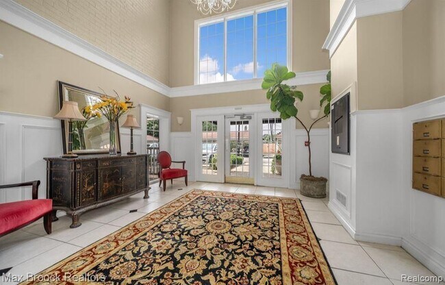 Building Photo - 444 Chester St