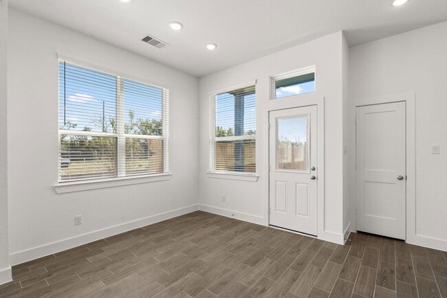 Building Photo - Park Hill Court, Stafford, TX 77477 - 3 BR 2.5 BA single-family home