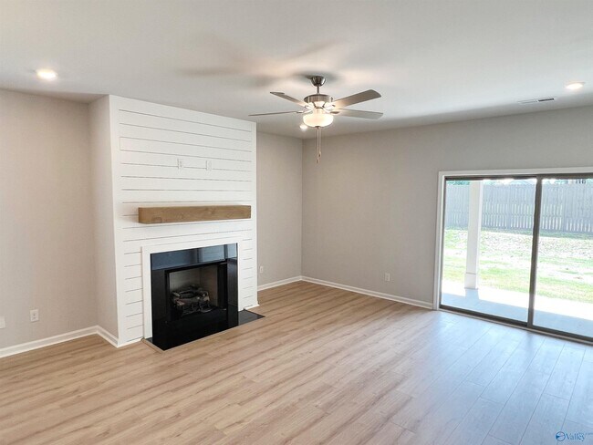 Building Photo - 11073 Wayland Rdg Dr