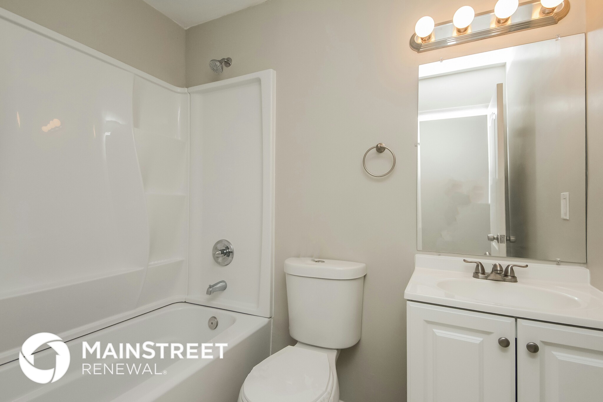 Building Photo - 5312 Wren St