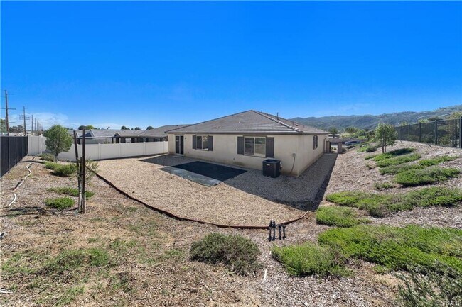 Building Photo - 2022 Built 4 bedroom WILDOMAR home for LEASE!