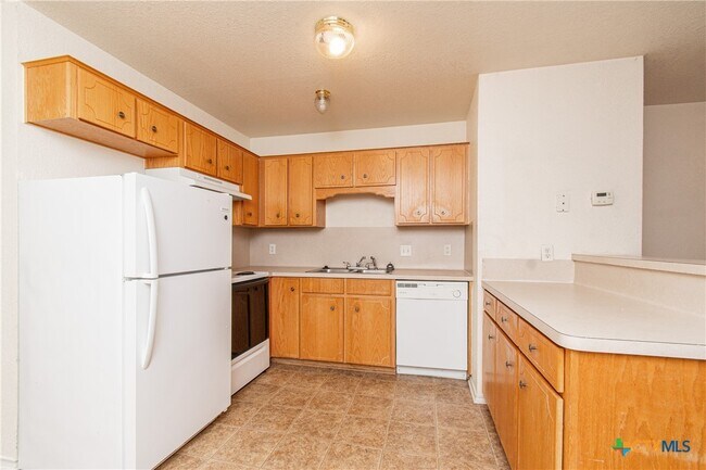 Building Photo - 4408 Deek Dr
