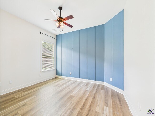 Building Photo - 205 Pebble Stone Pl