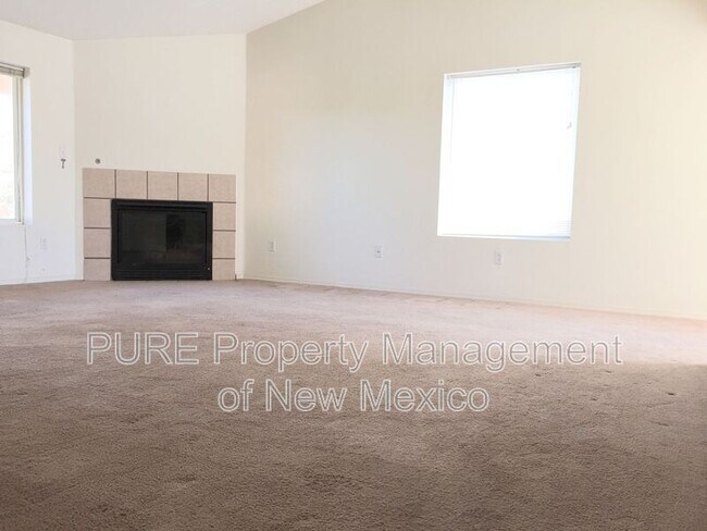 Building Photo - 5609 Crown Ridge Rd NW