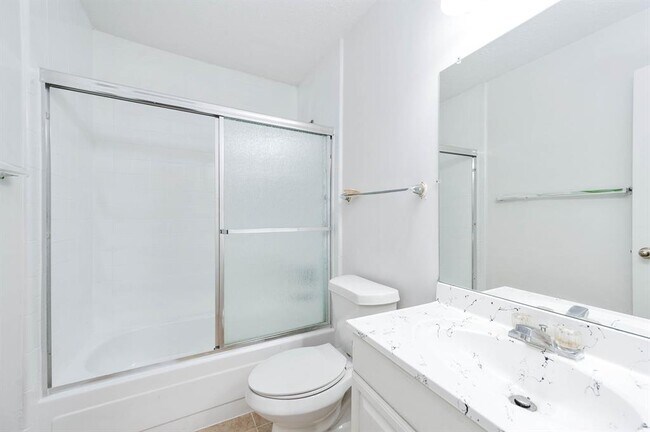 Building Photo - 9303 Kingsflower Cir