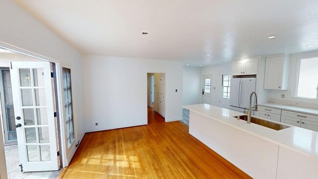 Building Photo - 750 F Ave