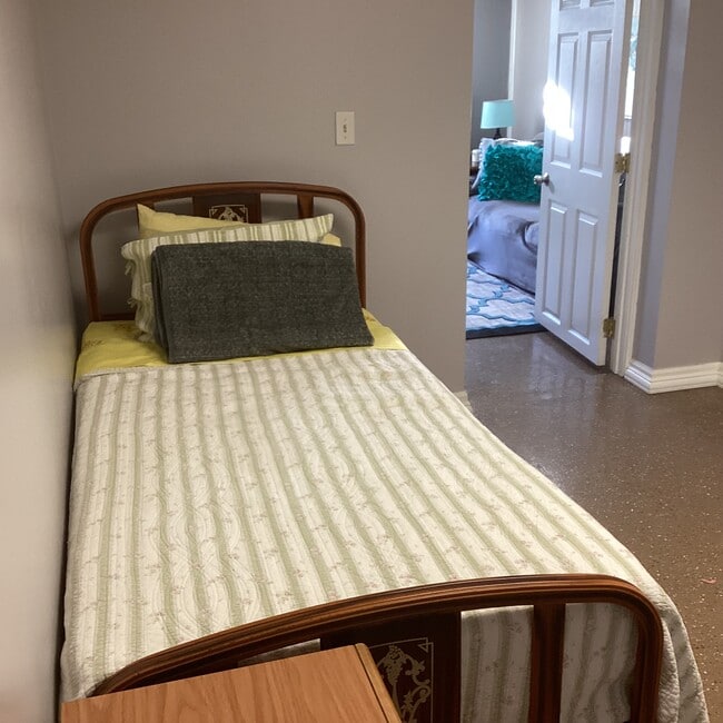 Building Photo - 1870 72nd St SW