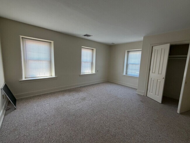 Building Photo - Cornerstone